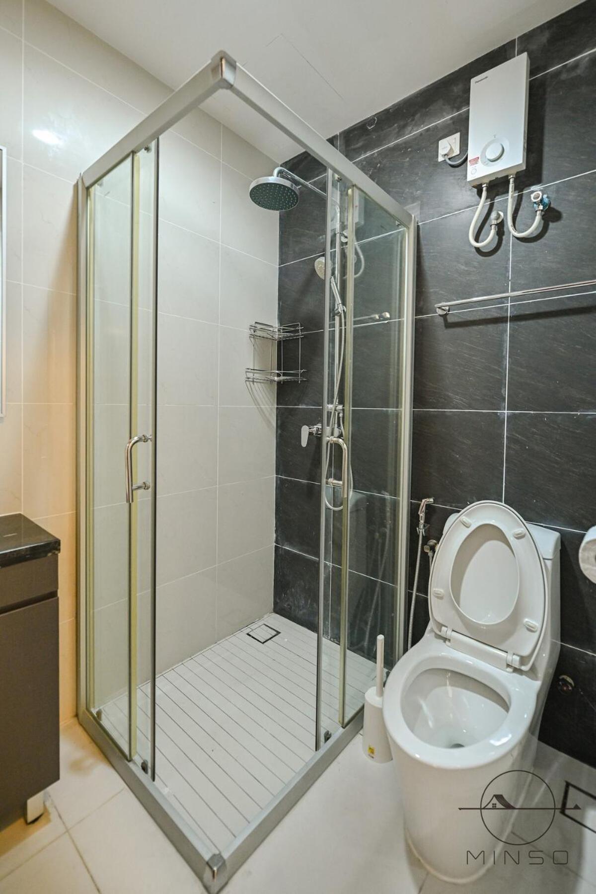 Апартаменты Kingsbay B #5Pax #Vintagewood #Highfloor Джохор-Бару Экстерьер фото